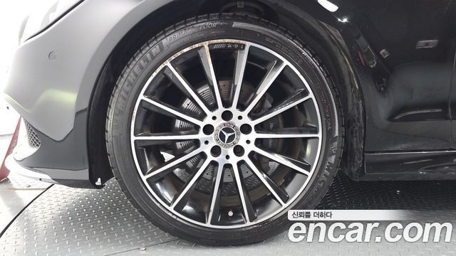 Mercedes-Benz CLS-Class (W218) CLS250 d 4MATIC AMG Line 2017 — фото 5