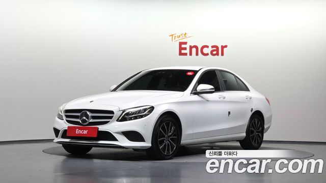 Mercedes-Benz C-Class (W205) C200 2019 — фото 1