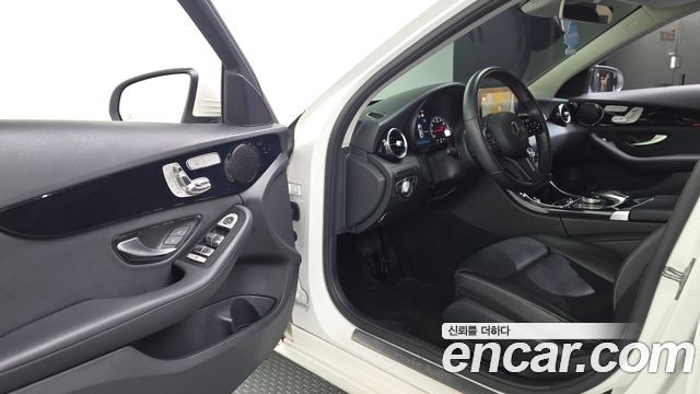 Mercedes-Benz C-Class (W205) C200 2019 — фото 10