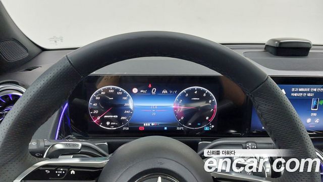 Mercedes-Benz GLB-Class (X247) AMG GLB35 4MATIC 2026 — фото 8
