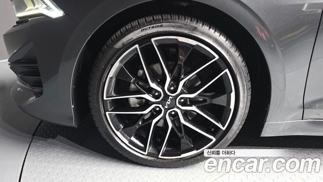 Kia K5 (III) 1.6 Turbo Prestige 2023 — фото 5