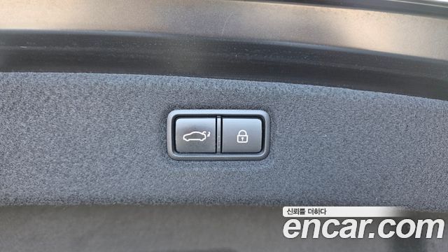 Genesis G90 3.8 AWD Premium Luxury 2019 — фото 16