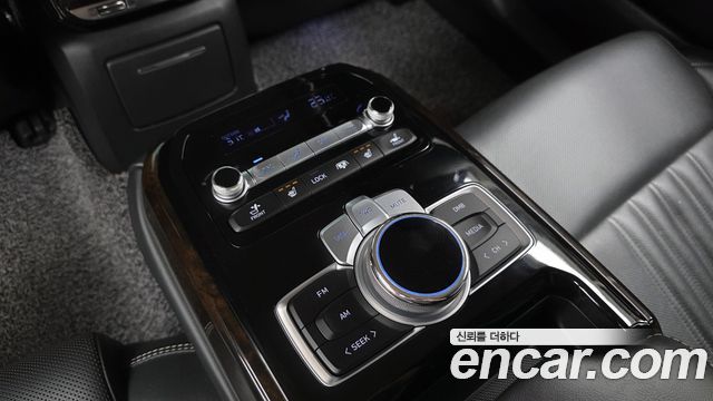 Genesis G90 3.8 AWD Premium Luxury 2019 — фото 18