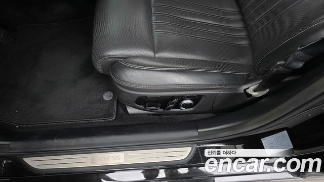 Genesis G90 3.8 AWD Premium Luxury 2019 — фото 31