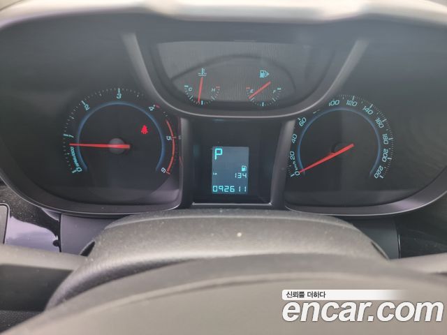 Chevrolet Orlando 2.0 Diesel LT Premium 2012 — фото 9