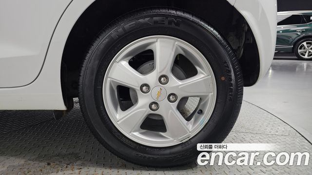 Chevrolet Spark LT 2021 — фото 27