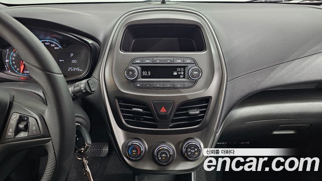 Chevrolet Spark LT 2021 — фото 37