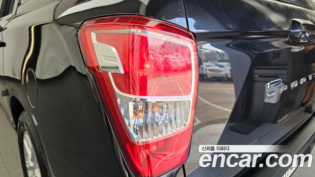 KG Mobility (SsangYong) Rexton Sports Diesel 2.2 2WD Adventure 2018 — фото 23