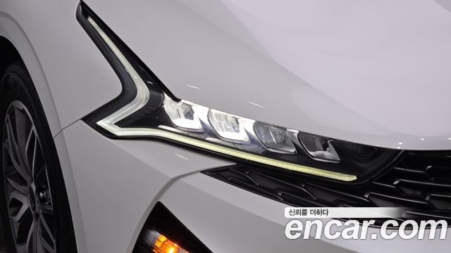 Kia K5 (III) 2.0 Prestige 2021 — фото 22