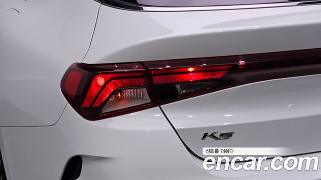 Kia K5 (III) 2.0 Prestige 2021 — фото 23