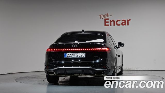 Audi A5 (B10) 40 TFSI Quattro S Line 2025 — фото 4