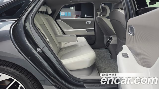 Hyundai Ioniq 6 Long Range AWD Exclusive + 2025 — фото 12
