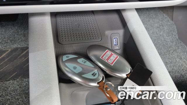 Hyundai Ioniq 6 Long Range AWD Exclusive + 2025 — фото 35