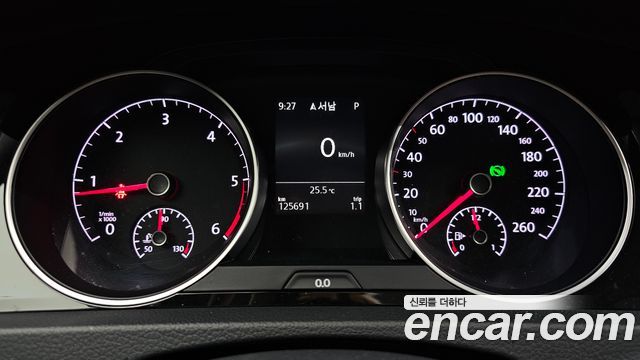 Volkswagen Golf (VII) 2.0 TDI Premium 2016 — фото 8