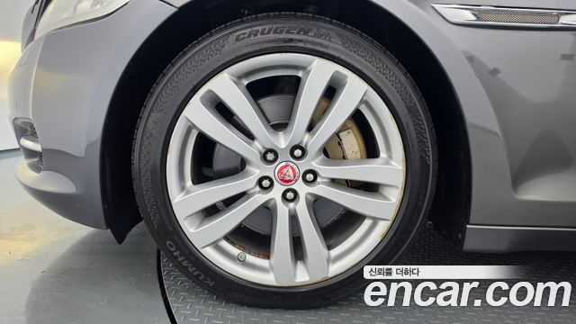 Jaguar XJ 3.0 SC Premium Luxury LWB X351 2015 — фото 5