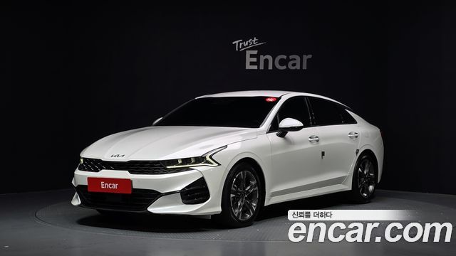 Kia K5 (III) 2.0 Prestige 2023 — фото 1