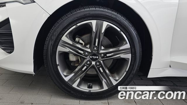 Kia K5 (III) 2.0 Prestige 2023 — фото 5