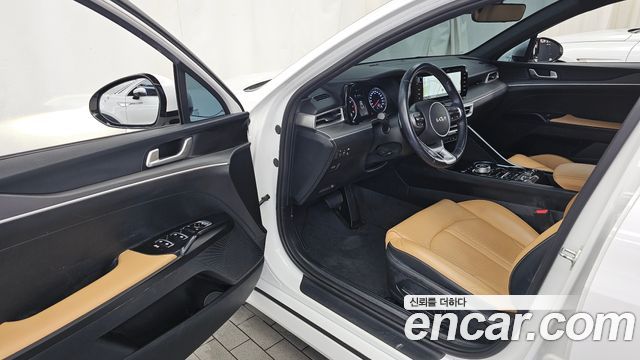 Kia K5 (III) 2.0 Prestige 2023 — фото 10