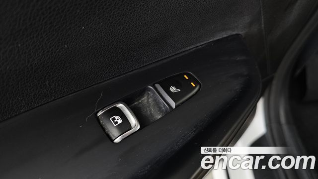 Kia K5 (III) 2.0 Prestige 2023 — фото 19