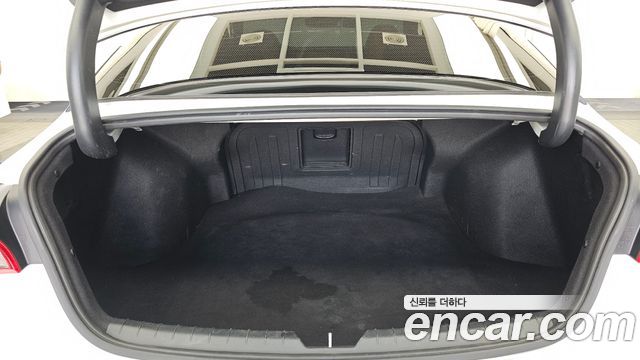 Kia K5 (III) 2.0 Prestige 2023 — фото 20