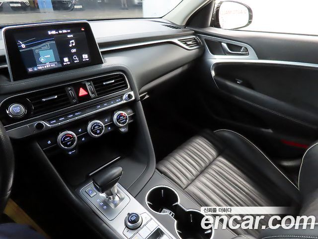 Genesis G70 2.0T Supreme 2018 — фото 22
