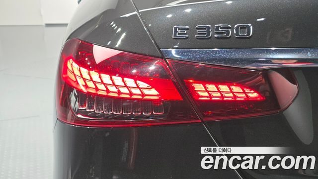 Mercedes-Benz E-Class (W213) E350 4MATIC Avantgarde 2021 — фото 29
