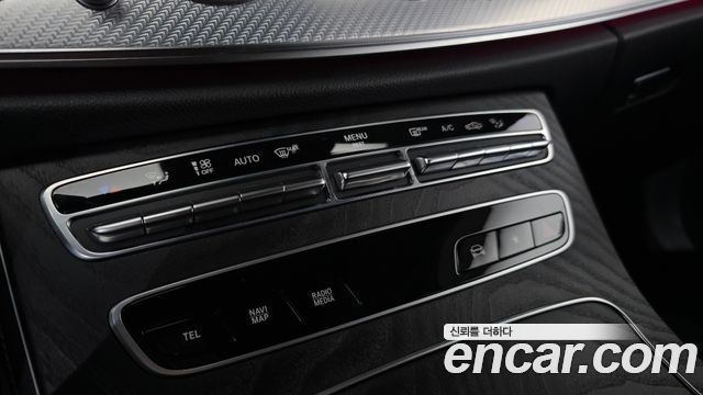 Mercedes-Benz E-Class (W213) E350 4MATIC Avantgarde 2021 — фото 34