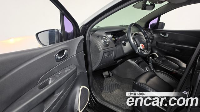 Renault Korea QM3 LE 2018 — фото 10