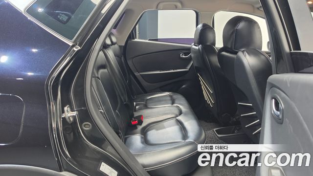 Renault Korea QM3 LE 2018 — фото 12