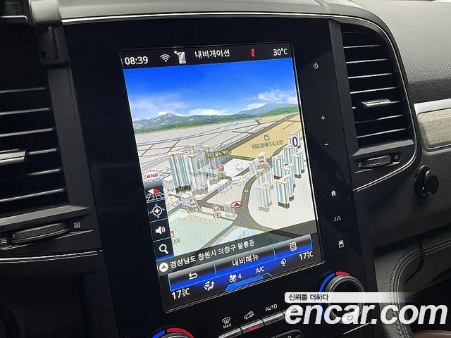 Renault Korea QM6 2.0 LPe Premiere 2WD 2022 — фото 17