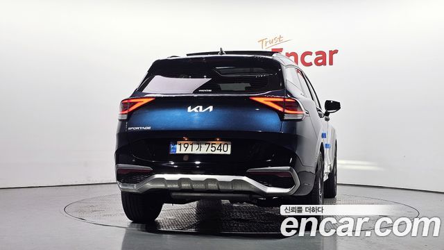 Kia Sportage (V) Gasoline 1.6 Turbo 2WD Signature 2022 — фото 4