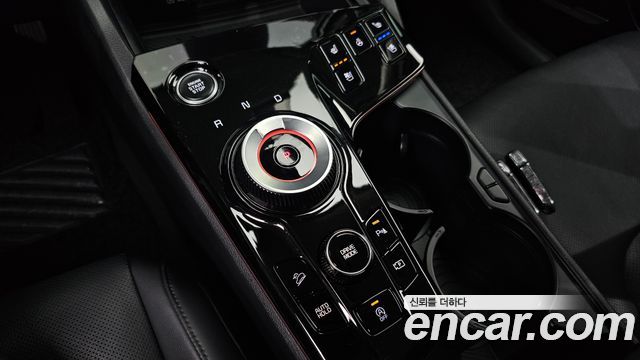 Kia Sportage (V) Gasoline 1.6 Turbo 2WD Signature 2022 — фото 9