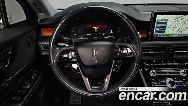 Lincoln Corsair 2.0 Reserve AWD 2020 — фото 13