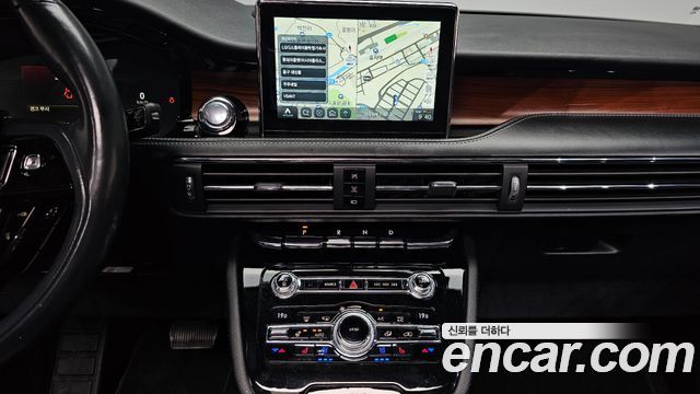 Lincoln Corsair 2.0 Reserve AWD 2020 — фото 14