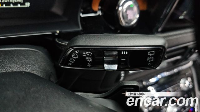 Lincoln Corsair 2.0 Reserve AWD 2020 — фото 33