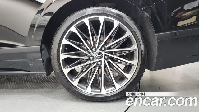 Hyundai Grandeur Hybrid (GN7) Calligraphy 2025 — фото 21