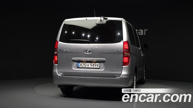 Hyundai Grand Starex Van 3-Seater Smart 2021 — фото 4