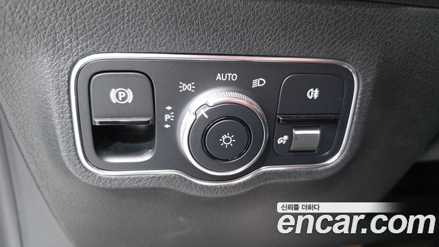 Mercedes-Benz GLB-Class (X247) GLB250 4MATIC 2022 — фото 31