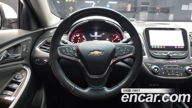Chevrolet Malibu 2.0 Turbo Premier Special 2019 — фото 13