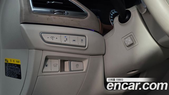 Genesis G90 3.8 AWD Luxury 2021 — фото 17