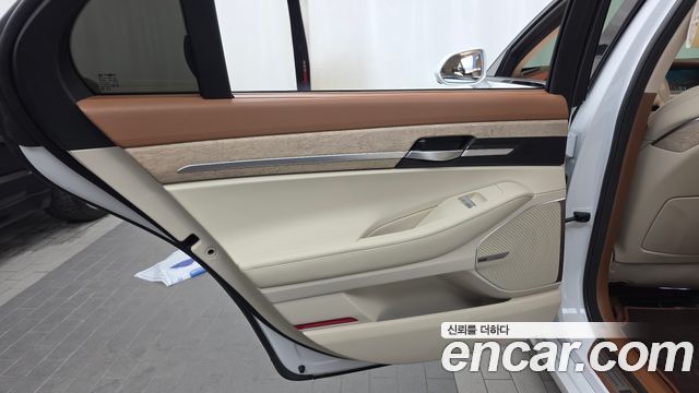 Genesis G90 3.8 AWD Luxury 2021 — фото 25