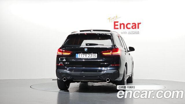 BMW X1 (F48) xDrive 20i M Sport 2022 — фото 4