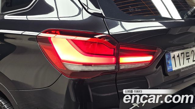 BMW X1 (F48) xDrive 20i M Sport 2022 — фото 23