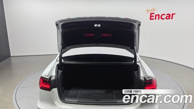 Audi A6 35 TDI Premium C7 2018 — фото 27
