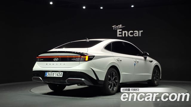 Hyundai Sonata The Edge (DN8) 2.0 Exclusive 2024 — фото 2