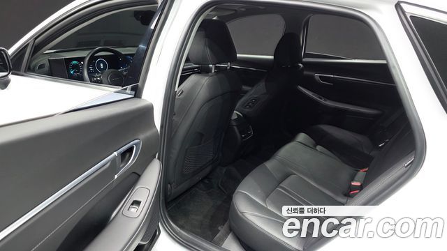 Hyundai Sonata The Edge (DN8) 2.0 Exclusive 2024 — фото 15