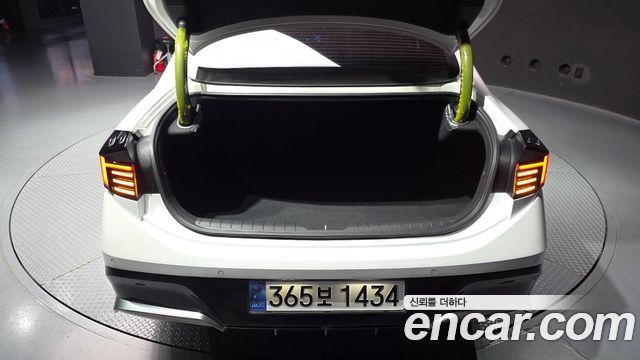 Hyundai Sonata The Edge (DN8) 2.0 Exclusive 2024 — фото 24