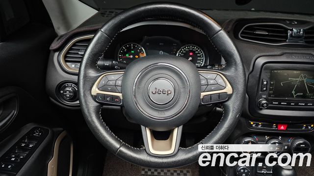 Jeep Renegade 2.0 Diesel Limited AWD 2016 — фото 14