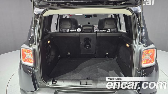 Jeep Renegade 2.0 Diesel Limited AWD 2016 — фото 20