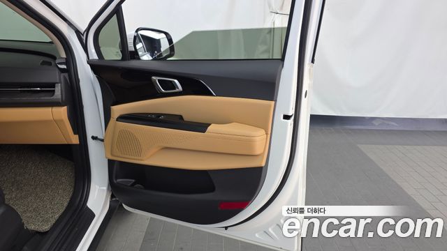 Kia Carnival (IV) Gasoline 9-Seater Prestige 2023 — фото 25